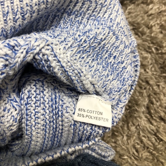 Prettigo Knitted Sweater Blue and White - Picture 4 of 8